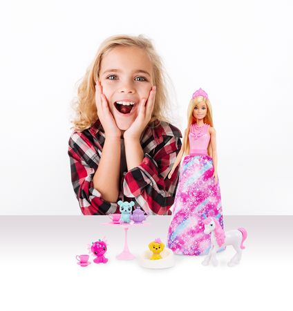 OUTLET Barbie Kalendarz Adwentowy z lalką Kraina Fantazji 25 elementów  USZKODZONE OPAKOWANIE